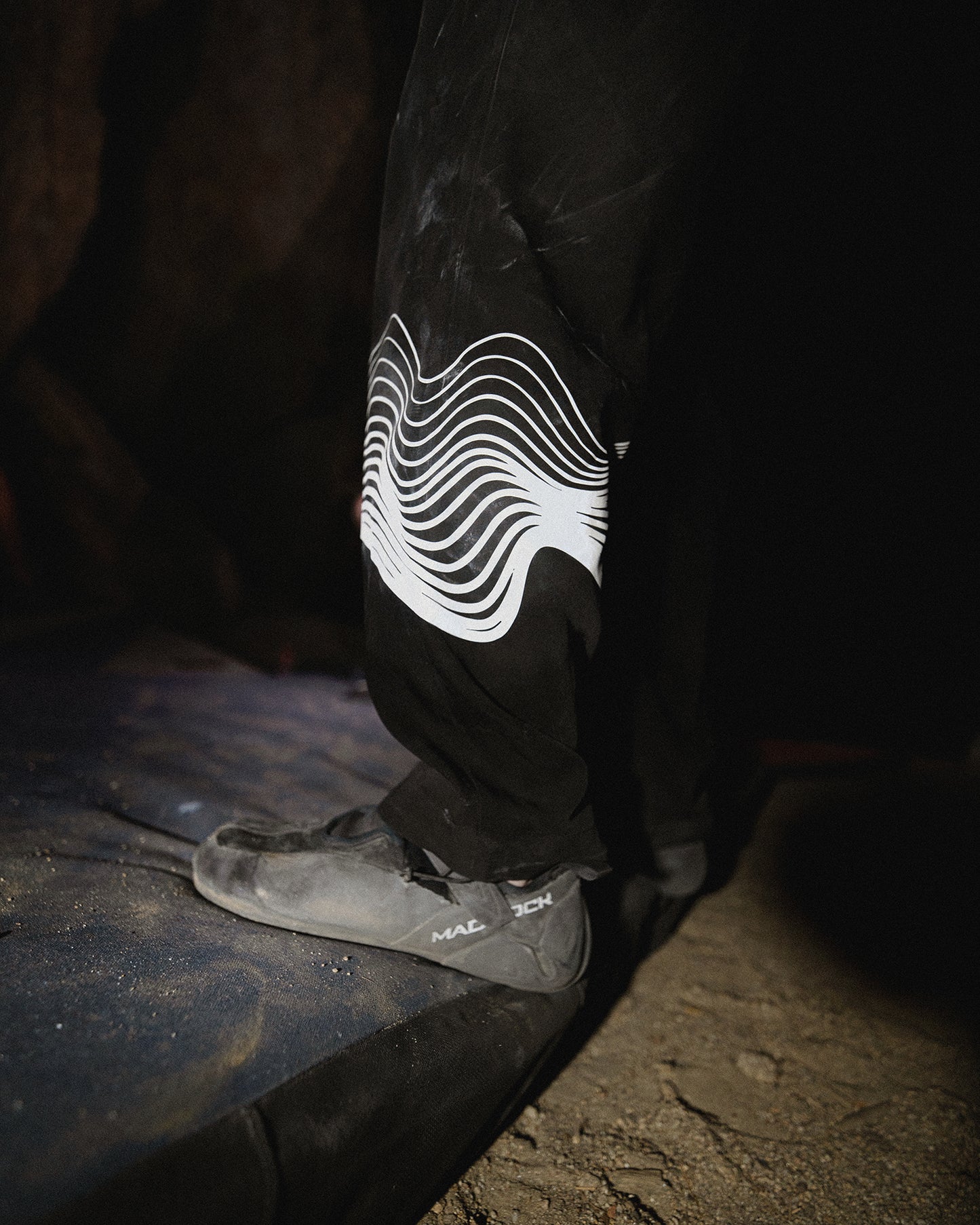 Bouldering Pants | Black | Waves | Previous Batch