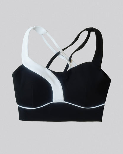 Flow Tank | Crop | Black